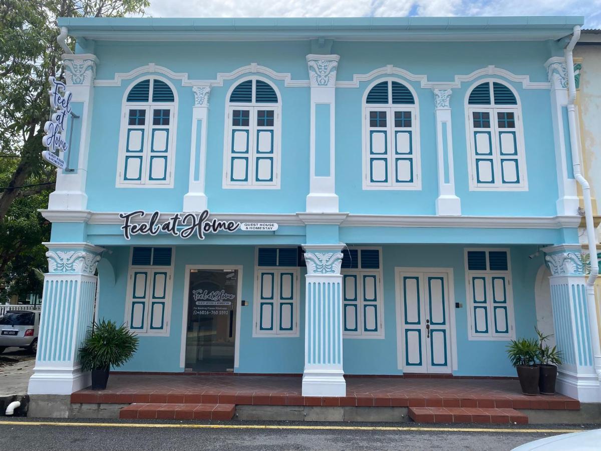 Homestay "Feel At Home" Near A Famosa & Jonker Street For 4-7 People Malacca エクステリア 写真